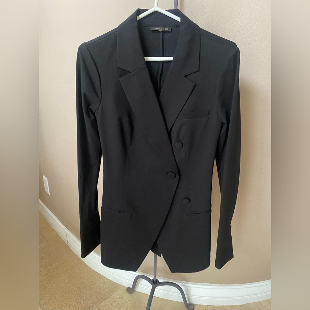 Classic Black Double-Breasted Blazer with Notched Lapel